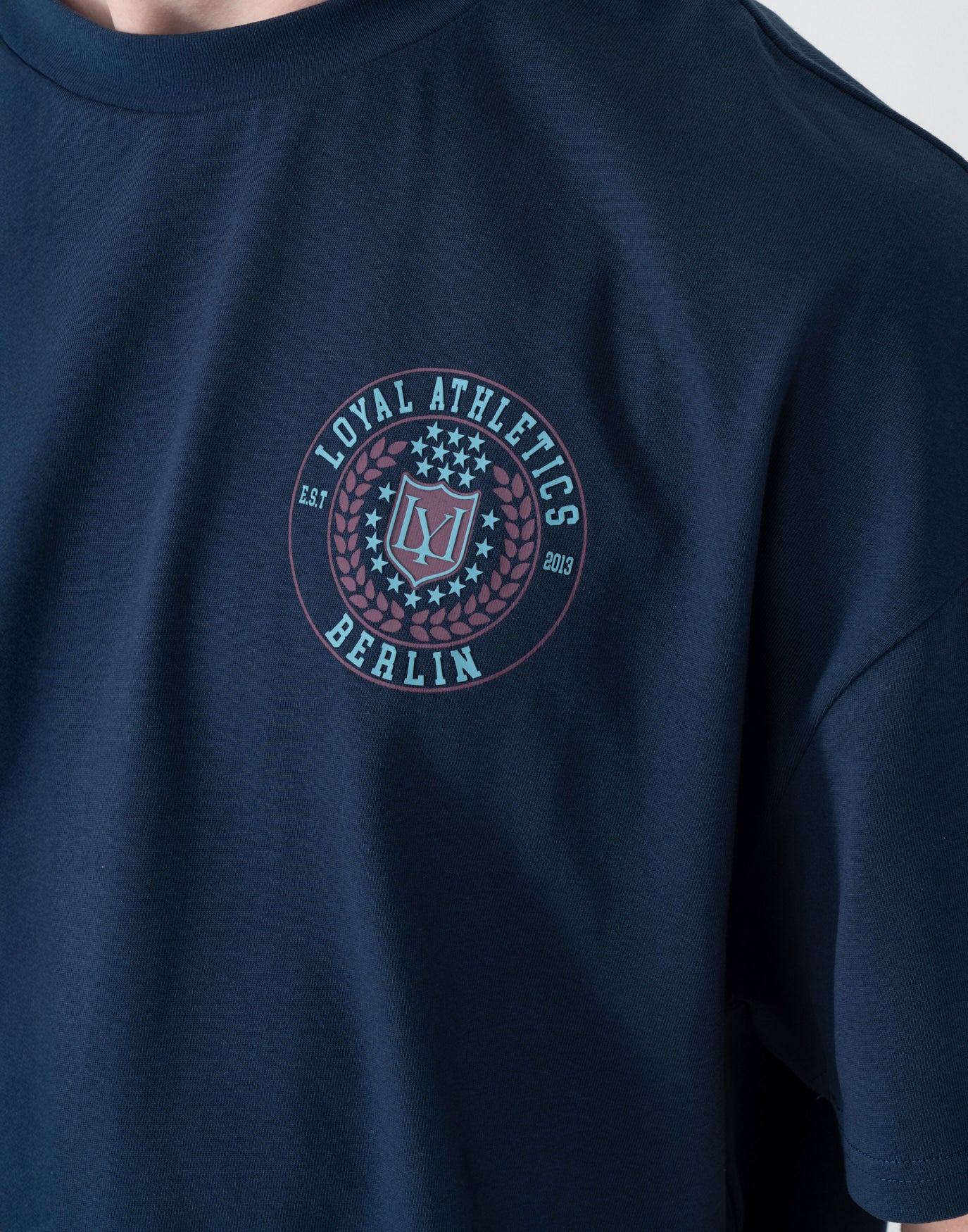 College Emblem T-Shirt Marine